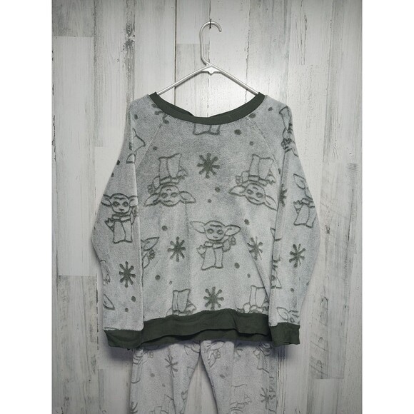 Star Wars Grogu Women's Jogger Style 2 Piece Fleece Pajama Lounge Set Medium - Picture 2 of 7